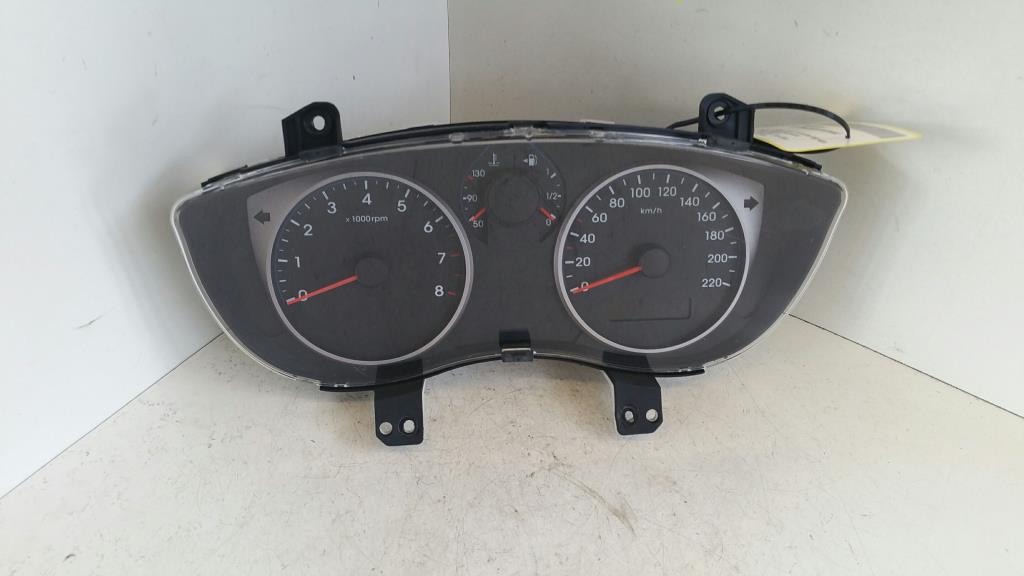 Hyundai i20 PB Bj.12 Tacho Kombiinstrument Benzin 94013-1J201