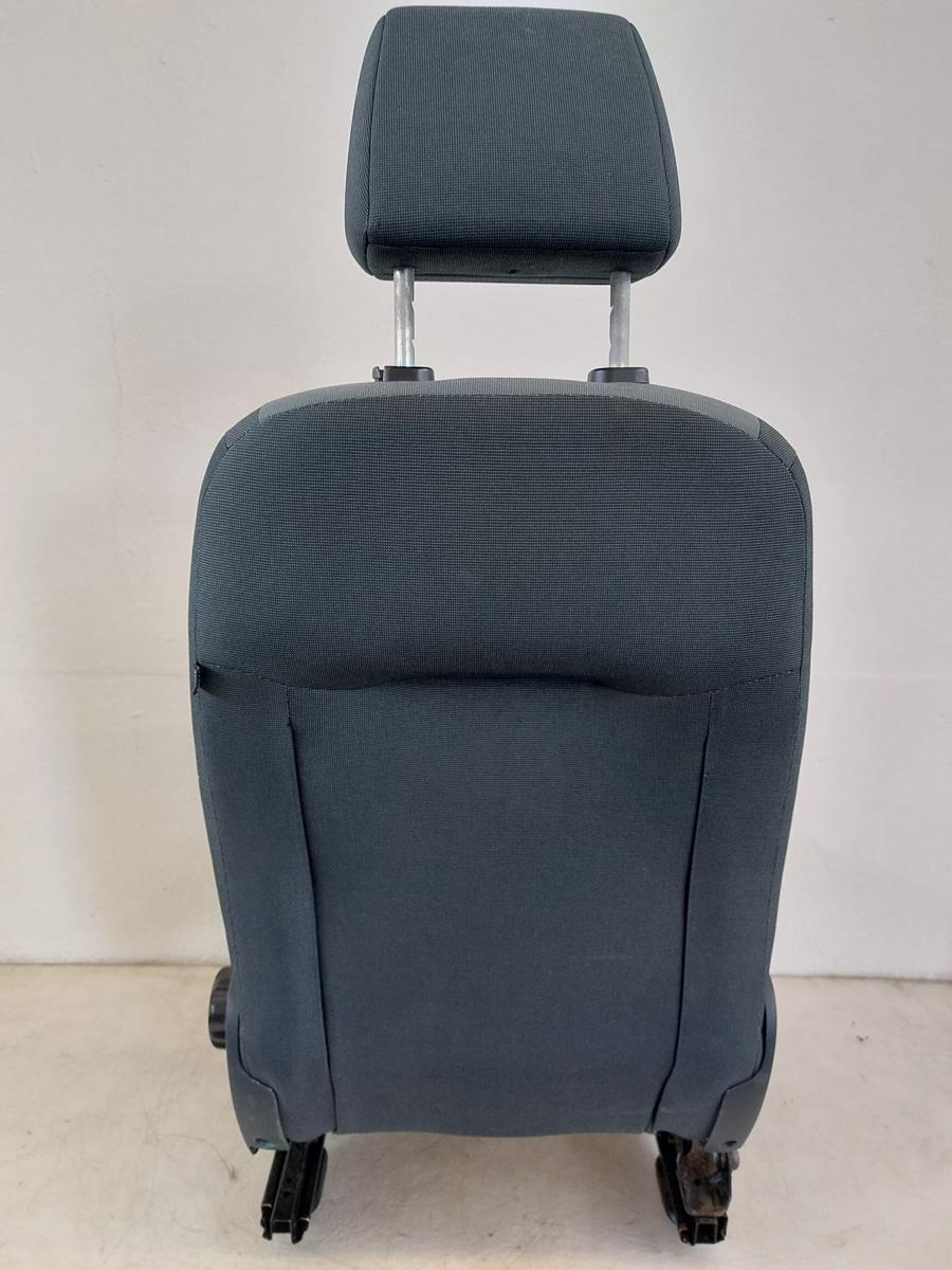 Ford Fiesta JA8 2AJ Sitz vorne links Fahrersitz 5trg