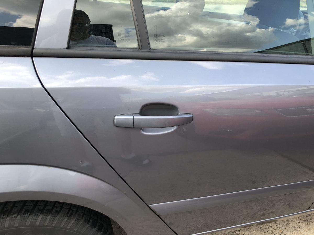 Opel Astra H Caravan T&uuml;r hinten rechts Fondt&uuml;r Kombi 3KU Moonland Metallic