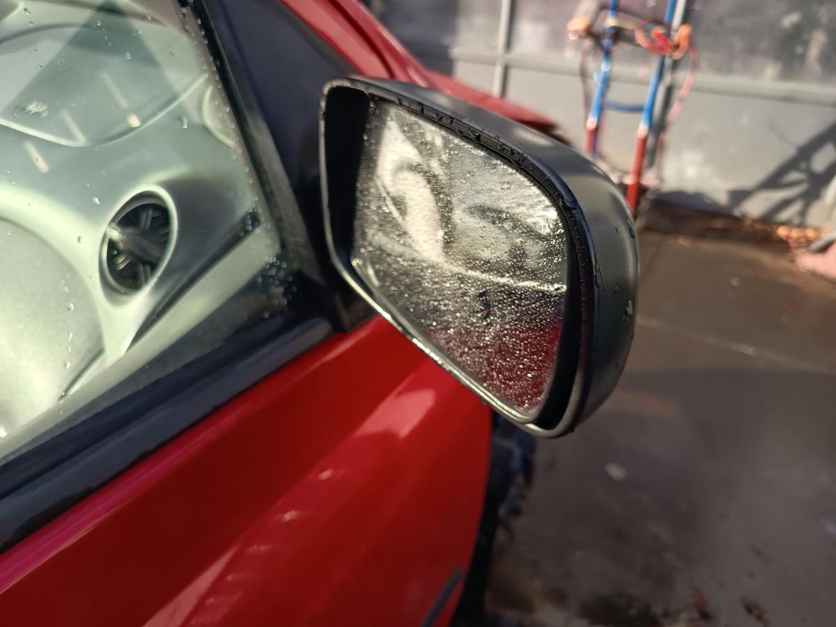 Toyota Yaris XP10 original Aussenspiegel rechts elektrisch unlackiert Bj 2001