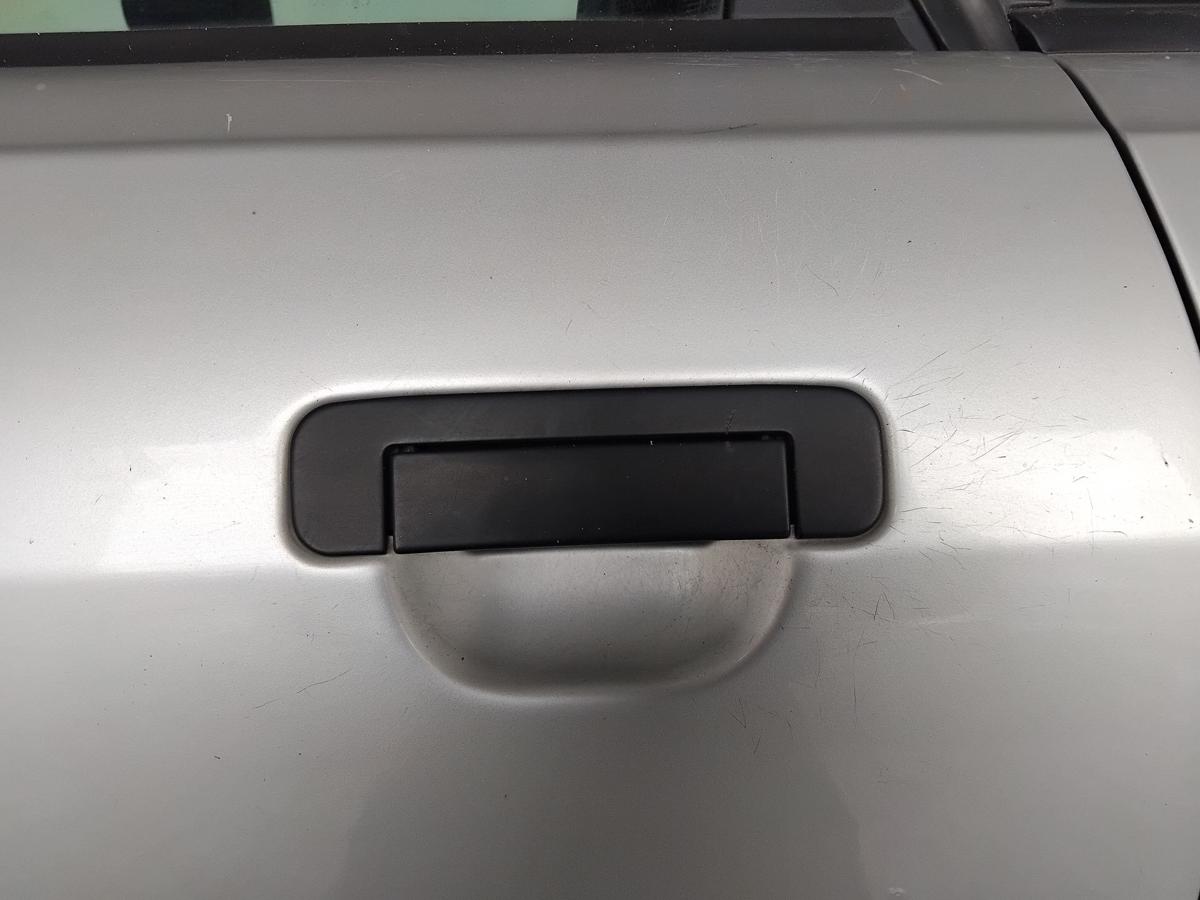Audi 80 B4 Limousine T&uuml;r hinten links LY7T Kristallsilbermetallic BJ1992
