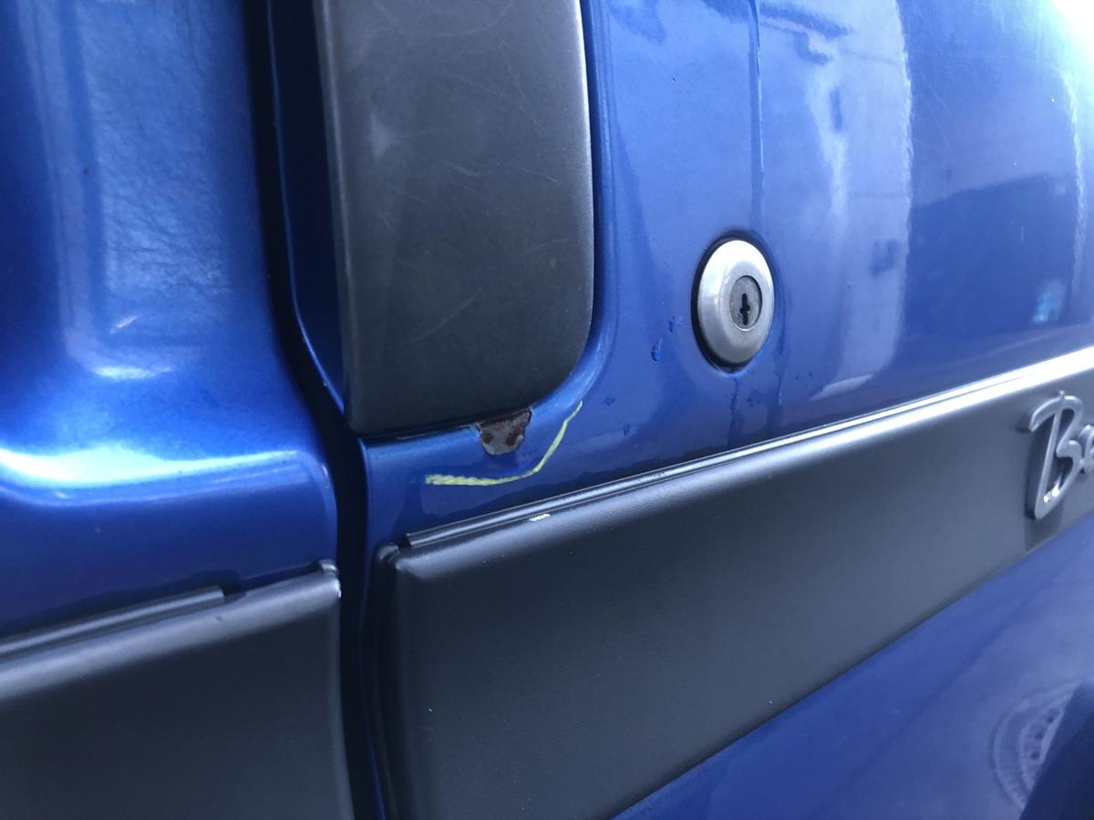 Citroen Berlingo I original Heckflügeltür rechts KMH Königsblau Bj 2006