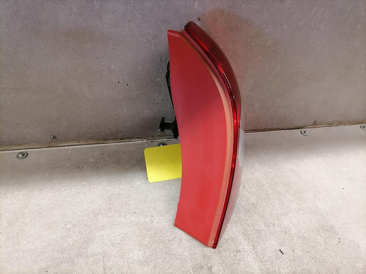 Renault Clio 2 ll 03-06 Rücklicht Leuchte Lampe hinten rechts 8200071413