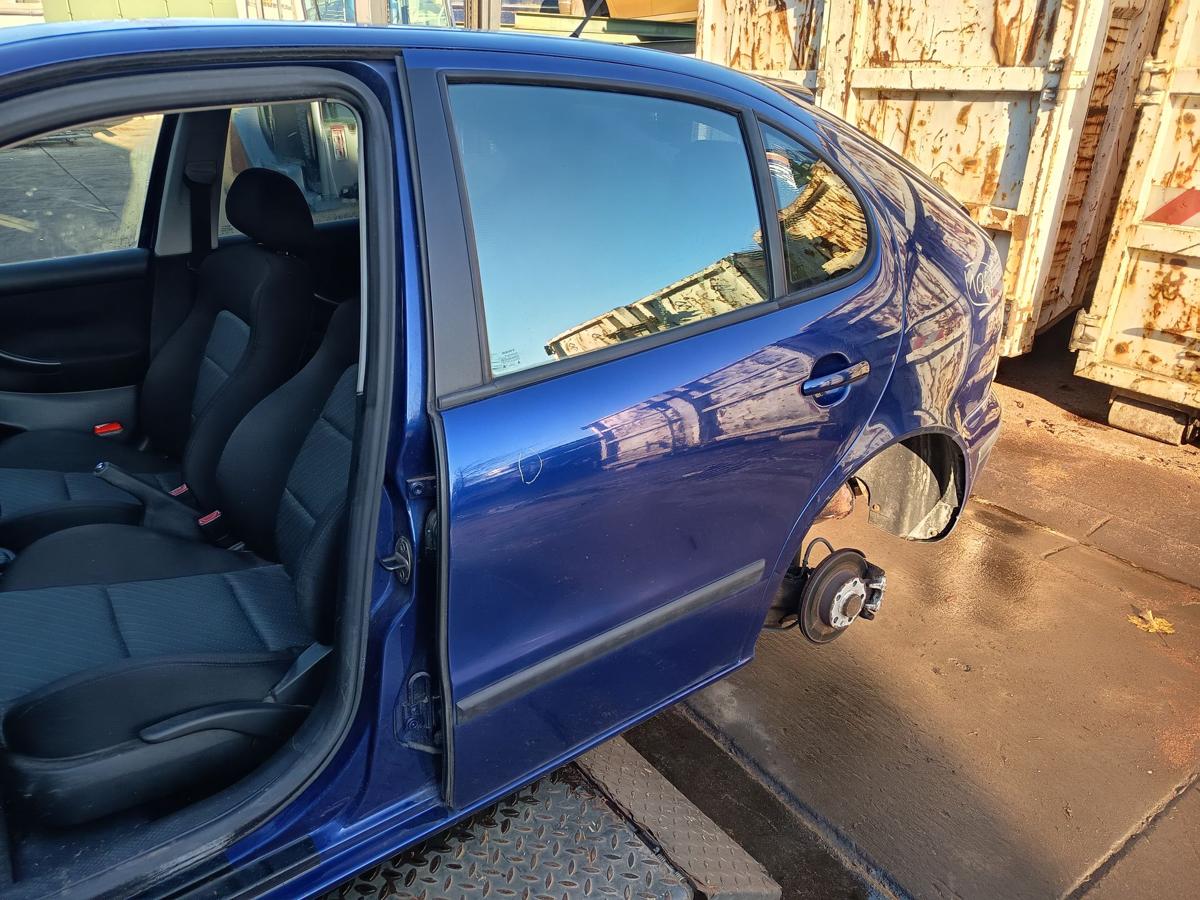 Seat Leon 1M original T&uuml;r hinten links Fond S5S Almeriablau Bj 2005