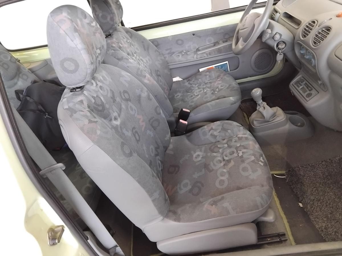 Renault Twingo 1 original Sitz vorn rechts Beifahrersitz Stoff grau BJ2005