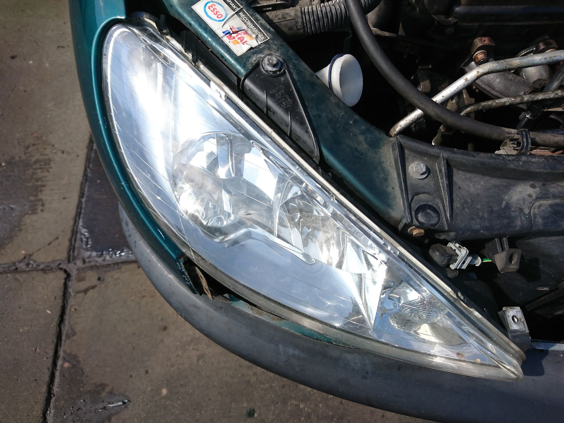 Peugeot 206 5trg orig Scheinwerfer rechts Halogen Bj 00