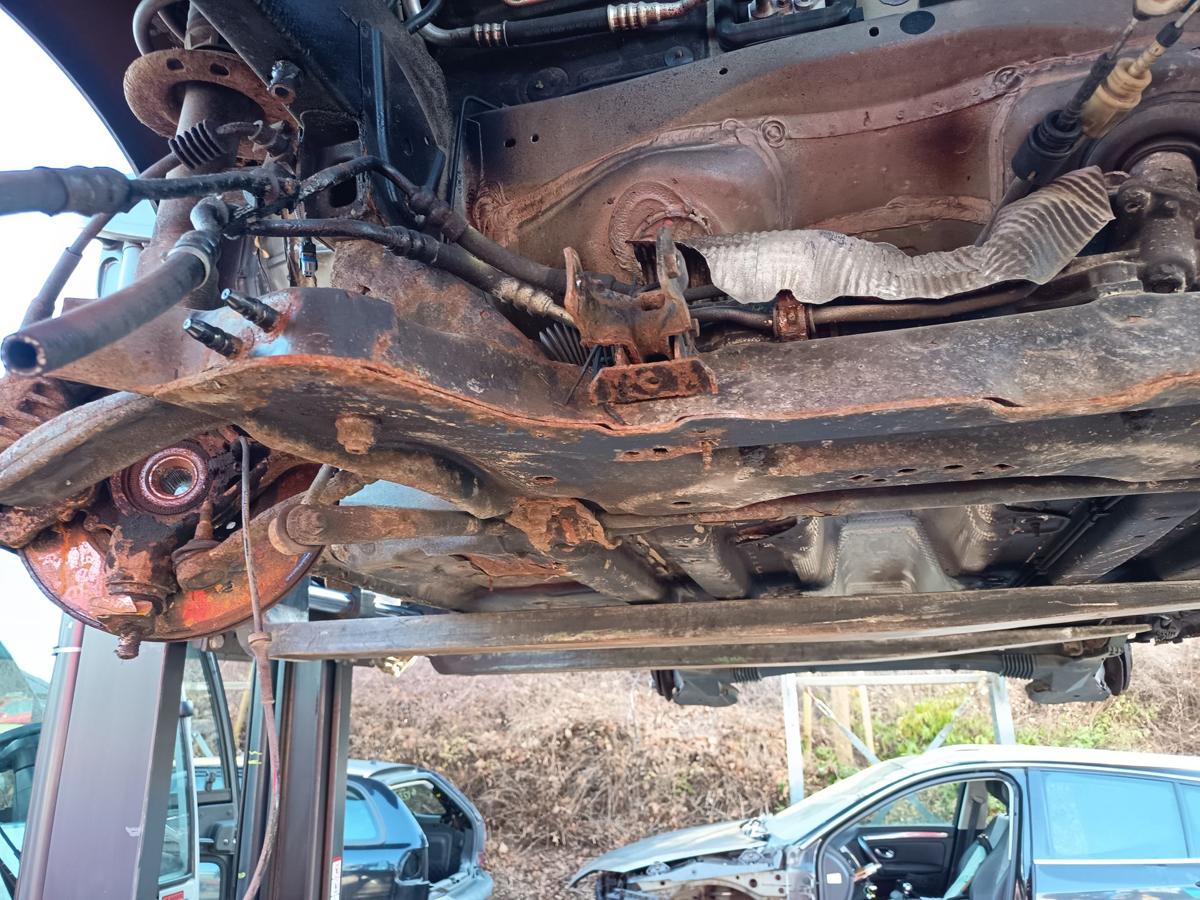 Citroen Berlingo II B9 Bj 2011 orig Vorderachstr&auml;ger Aggregatetr&auml;ger 1,6L 88KW