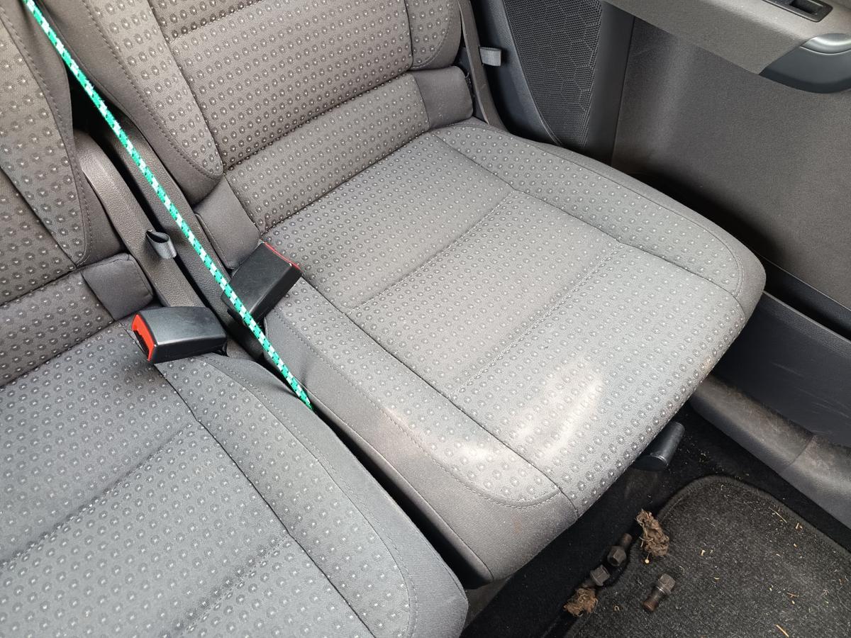 VW Touran 1T original Einzelsitz Sitz hinten links Stoff 2 Reihe Baujahr 2006