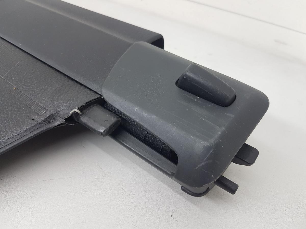VW Passat 3C Variant Laderaumabdeckung Laderaumrollo in schwarz Bj2008 Kombi