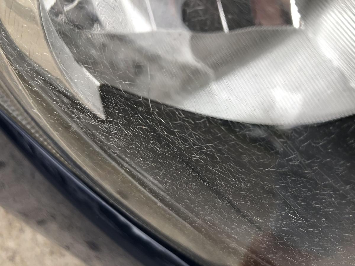 Ford Fiesta JA8 Scheinwerfer rechts Lampe Halogen Frontscheinwerfer Microrisse