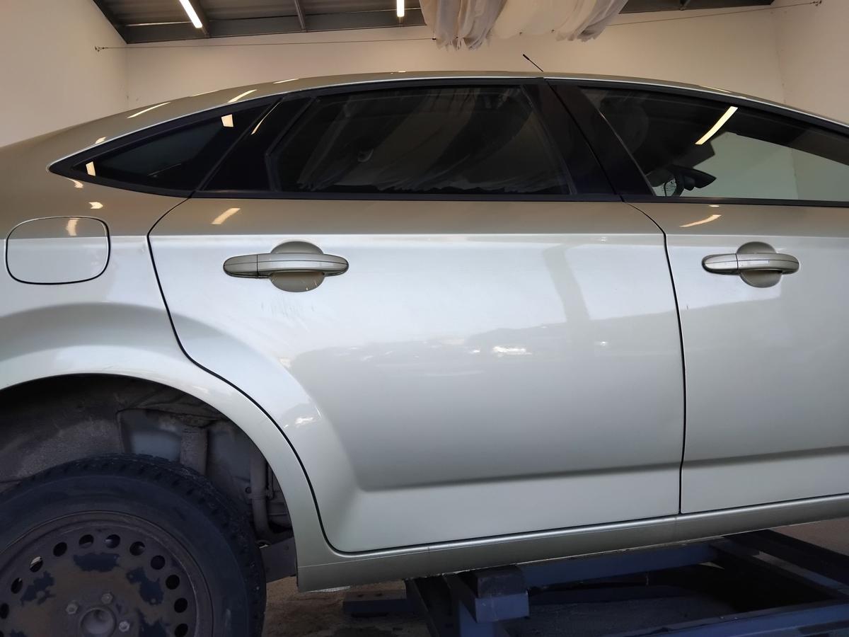 Ford Mondeo 4 BA7 Flie&szlig;heck T&uuml;r hinten rechts Champagnermetallic BJ2007