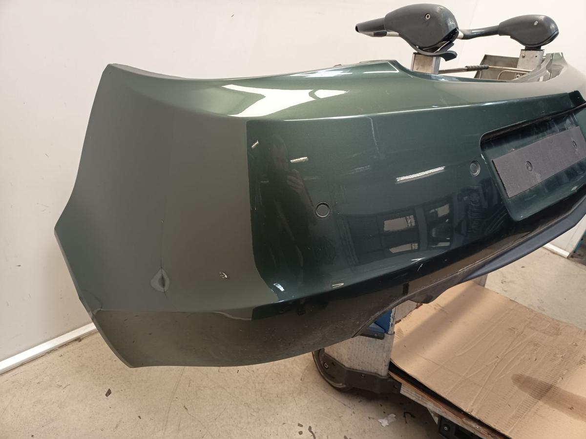 Opel Insignia A Limousine orig Sto&szlig;stange hinten Stossf&auml;nger Z30K Gr&uuml;n Bj 2009