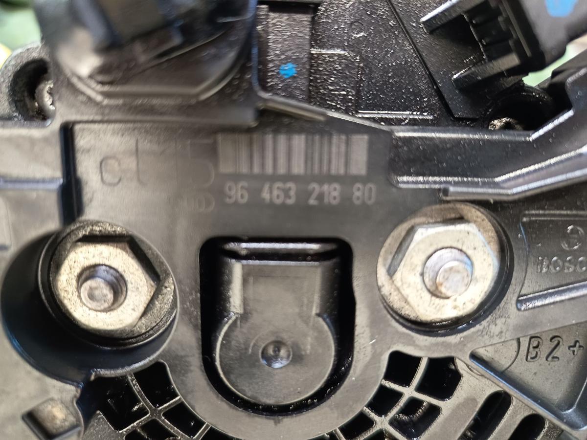 Citroen C4 Picasso Baujahr 2008 original Lichtmaschine Generator 9646321880