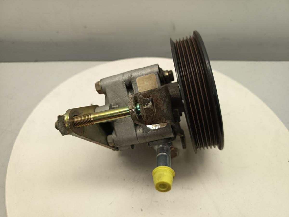 Nissan Primera P12 original Servopumpe 2.0 103kW Benzin Baujahr 2003