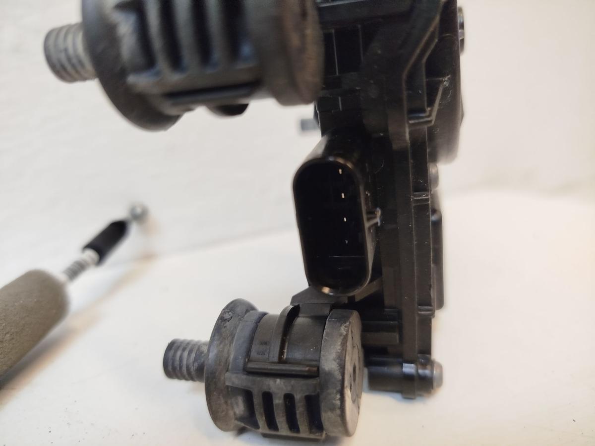 NIO EL6 Elektro SUV T&uuml;rschloss hinten links Schloss T&uuml;r