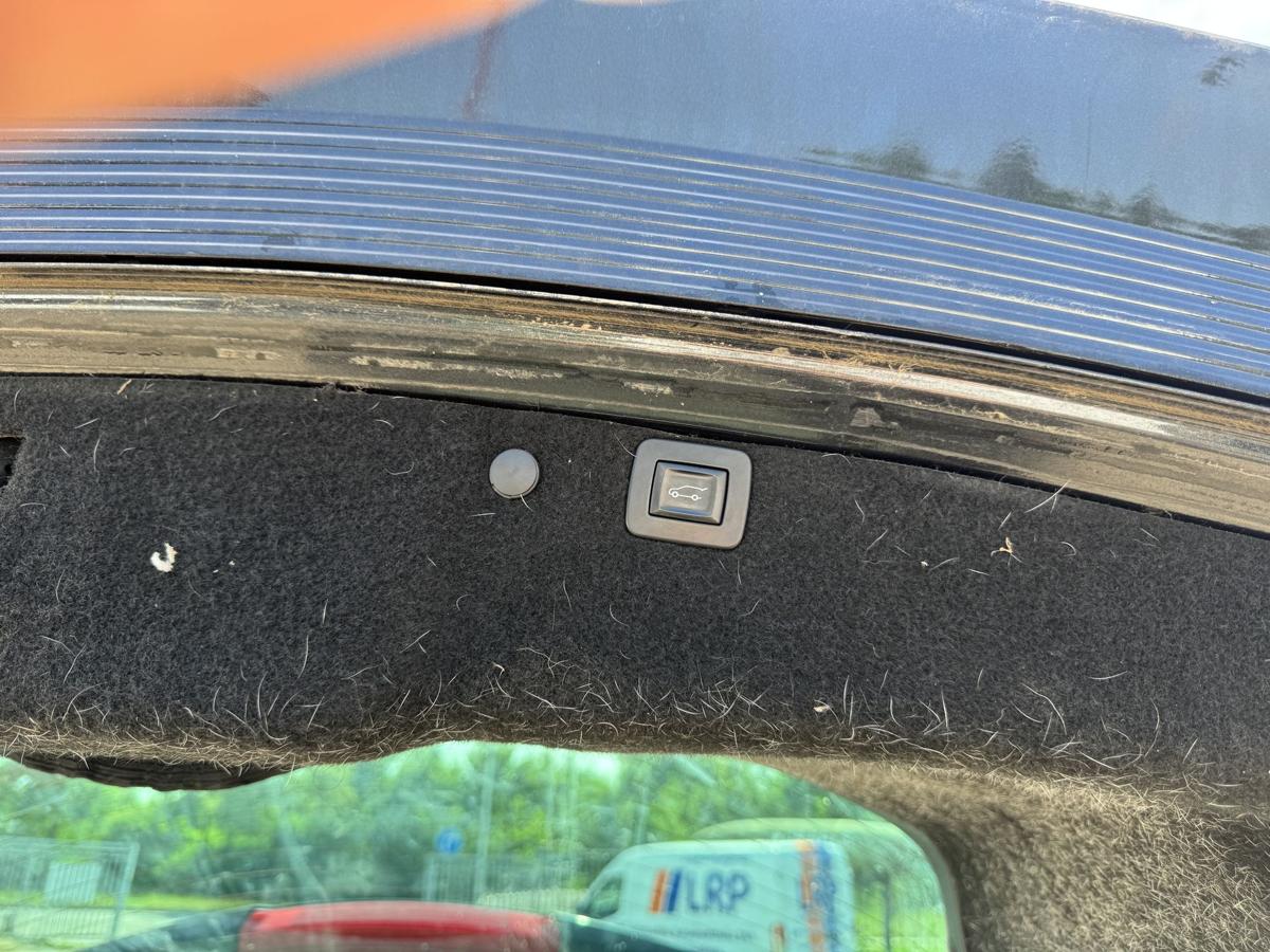 Opel Insignia A original Heckklappe mit Heckscheibe GAR Graphitschwarz Kombi Bj.2011