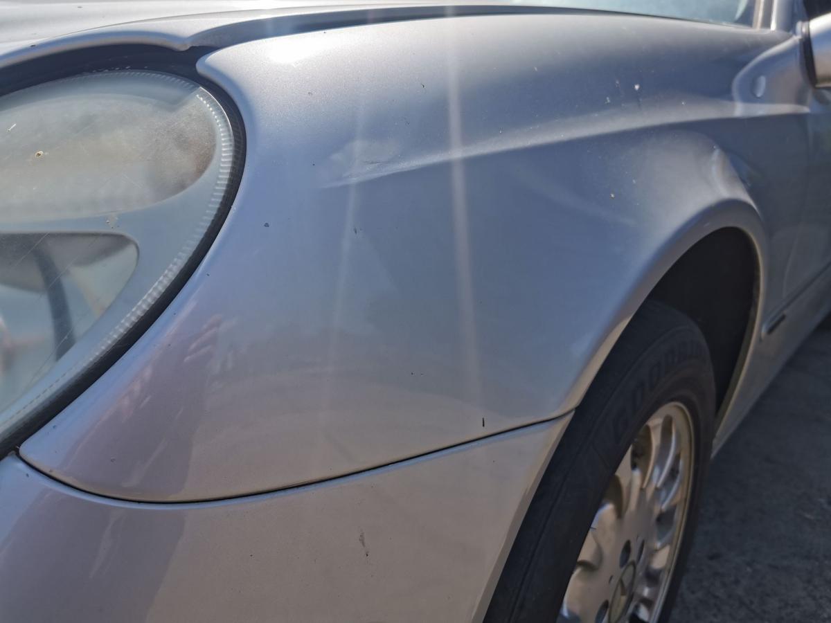 Mercedes E Klasse 211 Kotflügel Fender Seitenwand vorn links 744 Brillantsilber