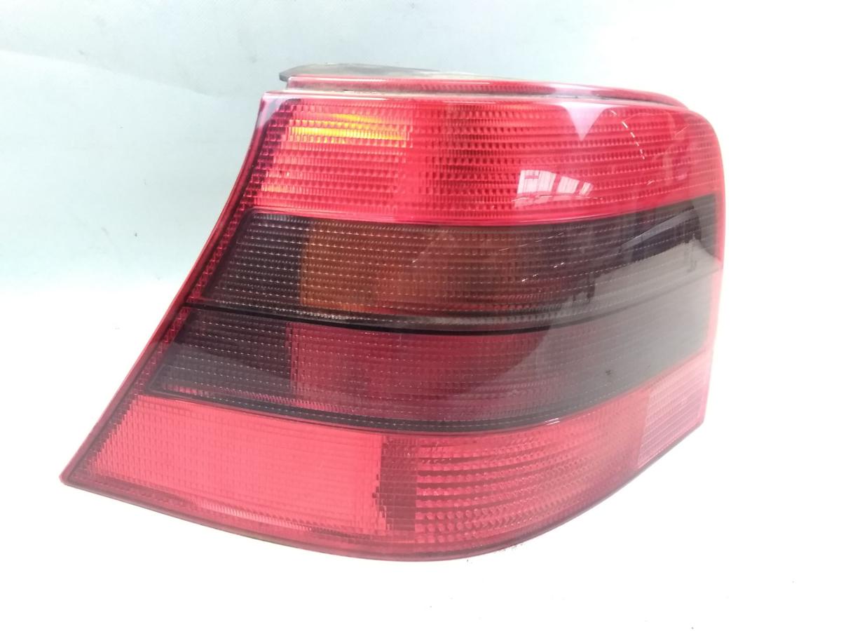 VW Golf 4 1J Flie&szlig;heck original R&uuml;ckleuchte Schlussleuchte links BJ2001
