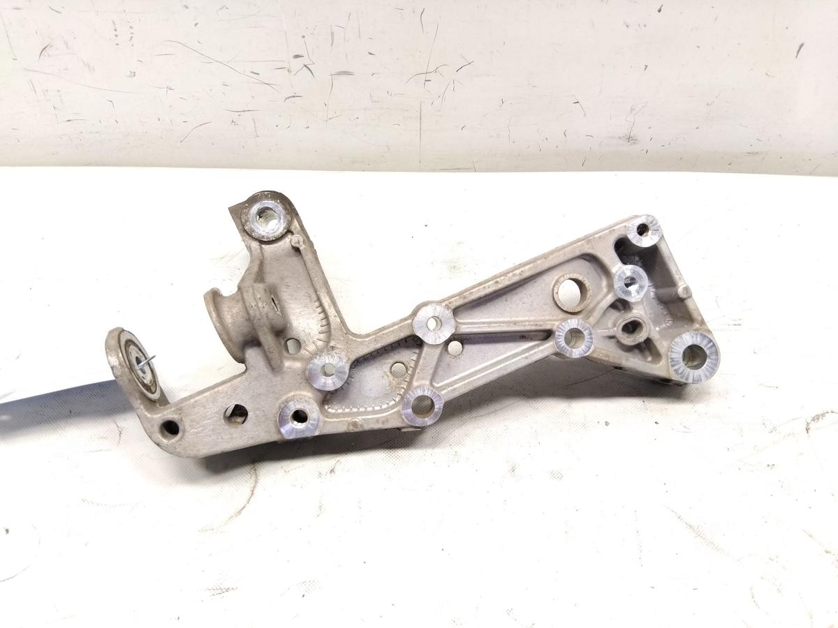 Audi A3 8P original Konsole Querlenker vorn links 1K0199295E BJ2010
