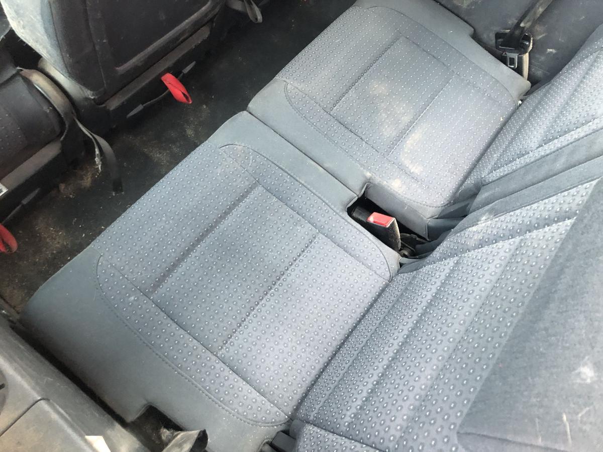 VW Touran 1T 1T1 Nachr&uuml;stpaket Umbaupaket 7 Sitzer R&uuml;ckbank Text beachten