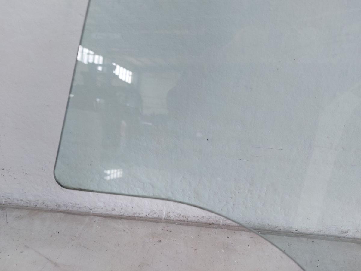 Ford Fiesta JA8 T&uuml;rscheibe vorn links Fahrert&uuml;r nur 3 t&uuml;rer Scheibe Colorglas