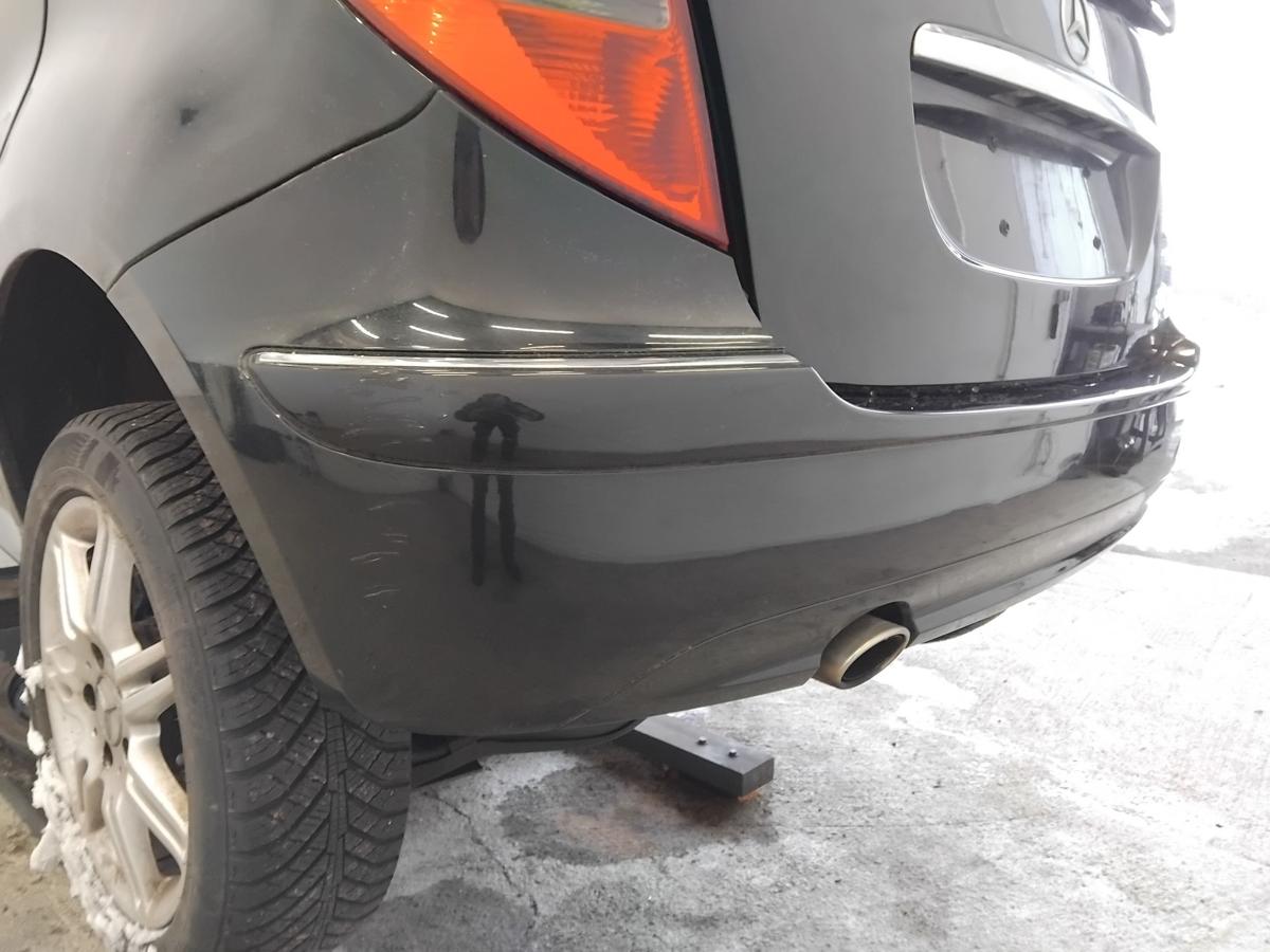 Mercedes A-Klasse W169 orig Sto&szlig;f&auml;nger Sto&szlig;stange hinten BJ2004 160 Tropenschwarzmetallic