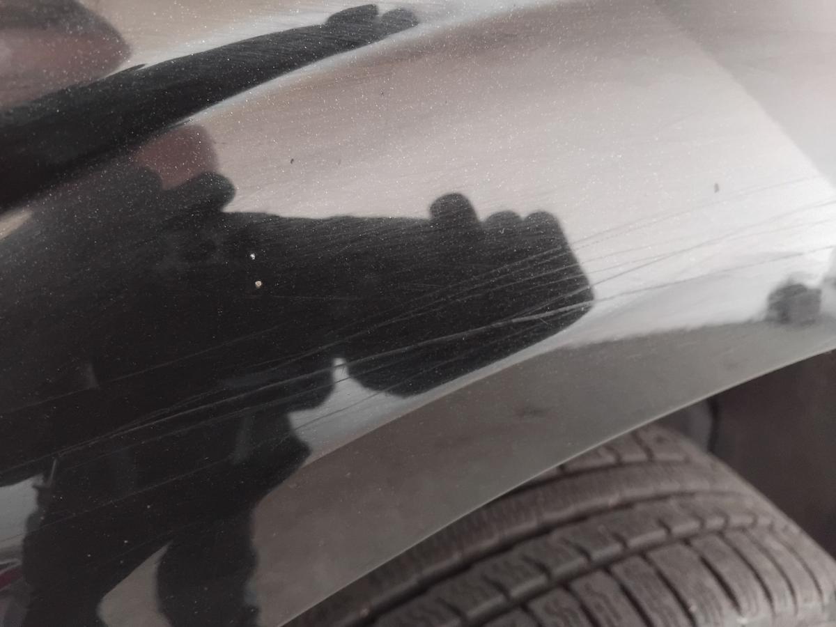 Ford Mondeo 3 BY original Kotflügel vorn rechts Panther Schwarz Metallic BJ2004
