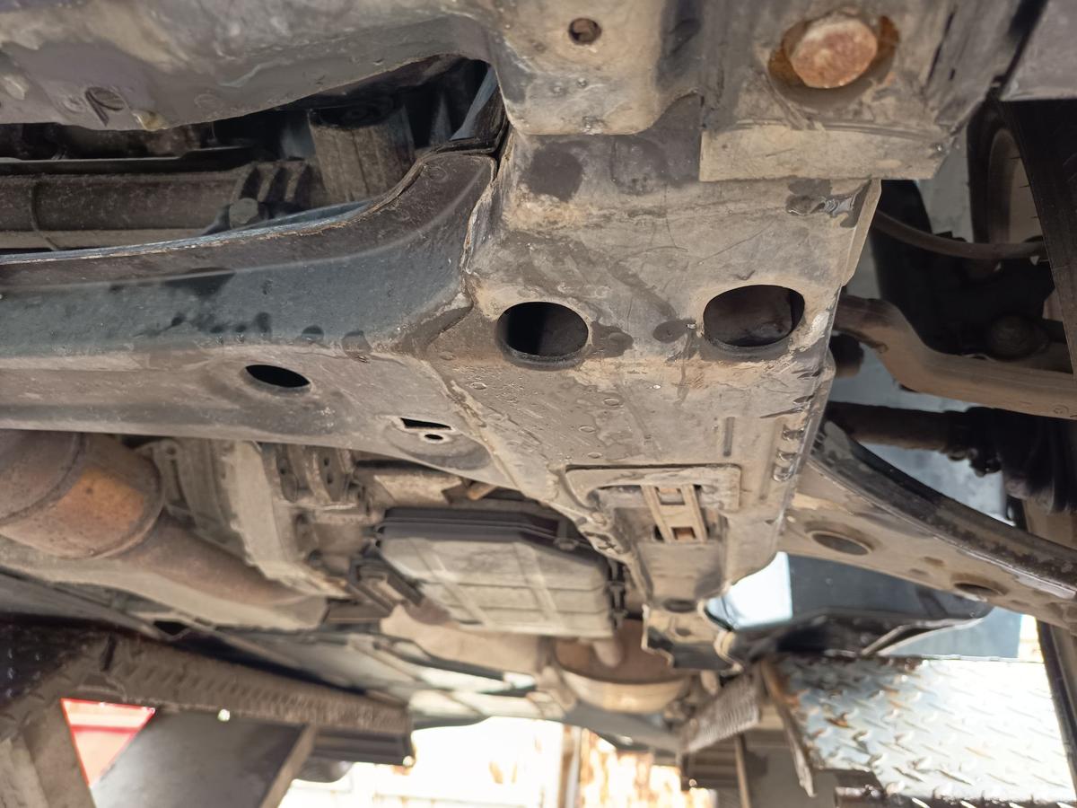 Mercedes W169 original Vorderachstr&auml;ger Aggregat Benzin Automatikgetriebe Bj2005