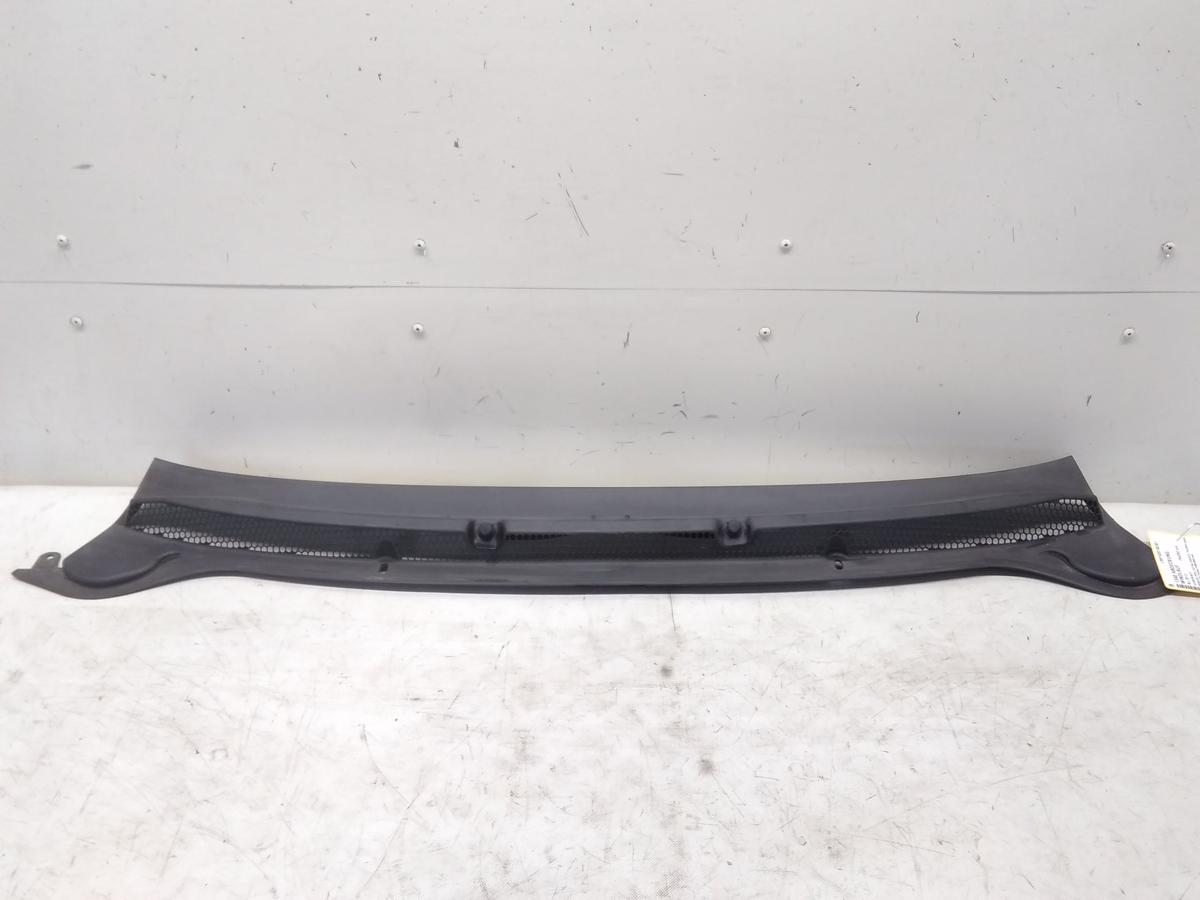 Opel Astra J Sports Tourer original Plastikabdeckung Windlauf 13267105 GM BJ2012