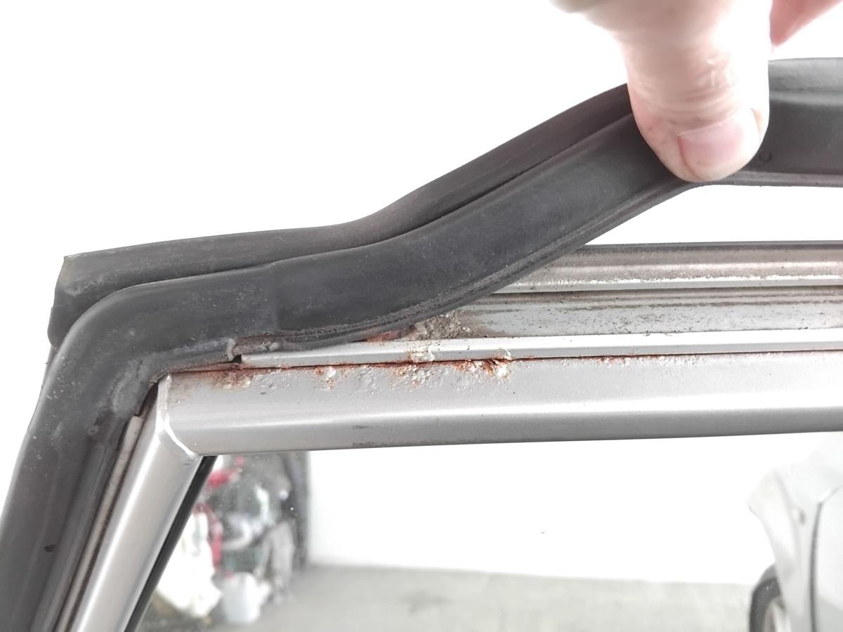 Kia Ceed Kombi ED SW T&uuml;r hinten links BJ2007 9S Machine Silver