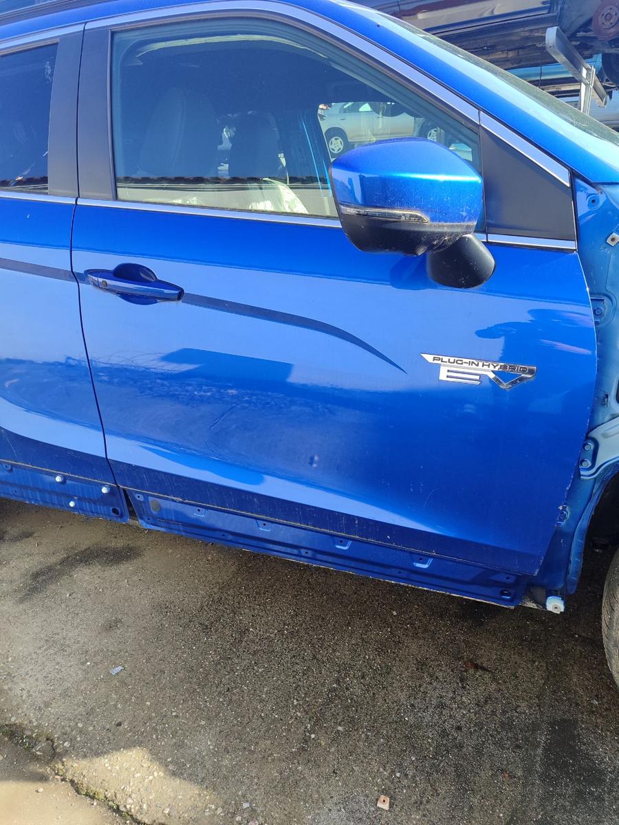 Mitsubishi Eclipse Cross original T&uuml;r Beifahrert&uuml;r rechts vorn D06B blau Scheibe