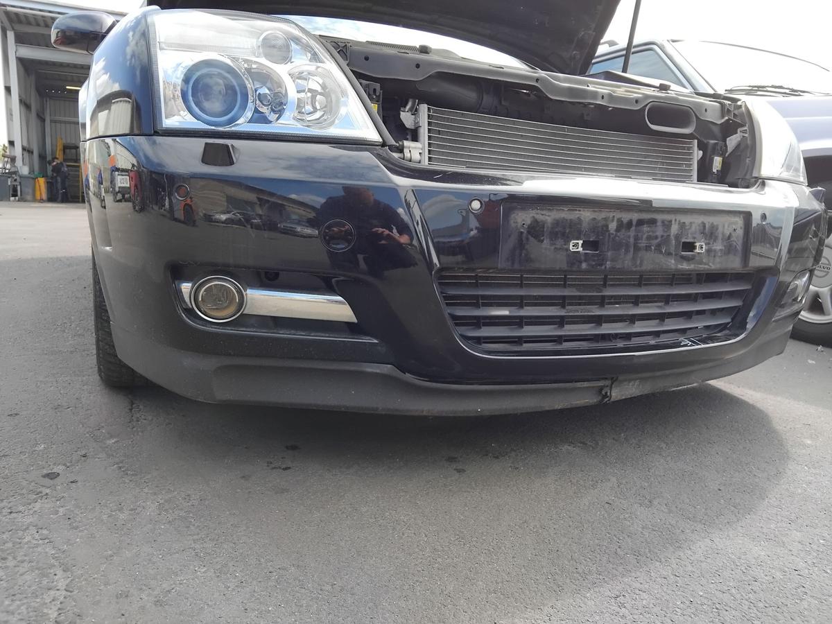 Opel Signum orig Sto&szlig;stange Stossf&auml;nger vorn mit SRA PDC BJ2005 Mangel Z20R schwarz