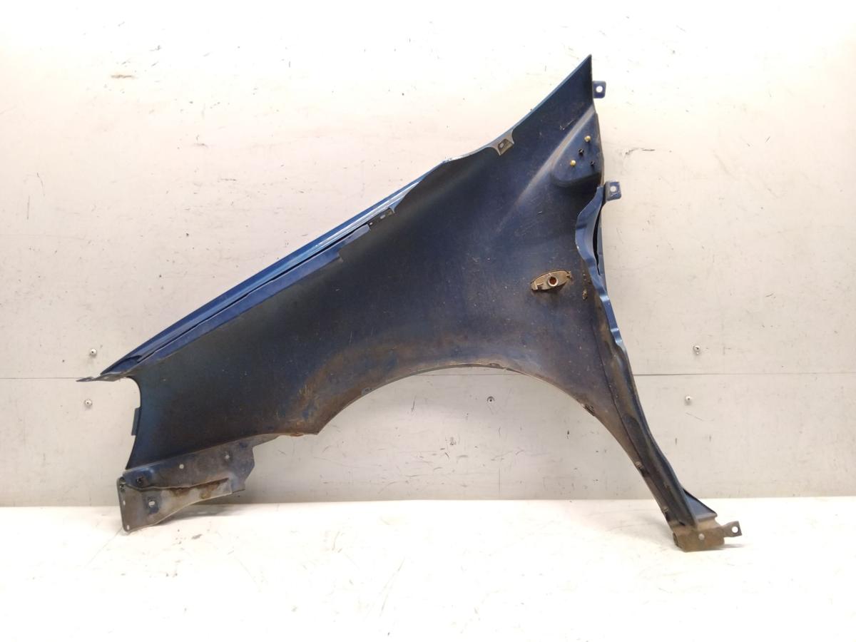 Nissan Almera Tino original Kotflügel vorn links Z01 Lazuli Blue Metallic BJ2001