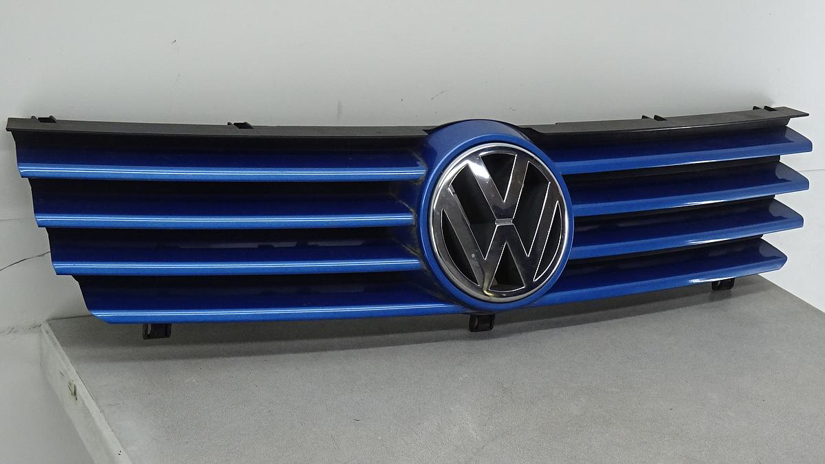 VW Polo 6N2 Kühlergrill 6N0853651J in Perlblau Bj2000 Modell ab 1999