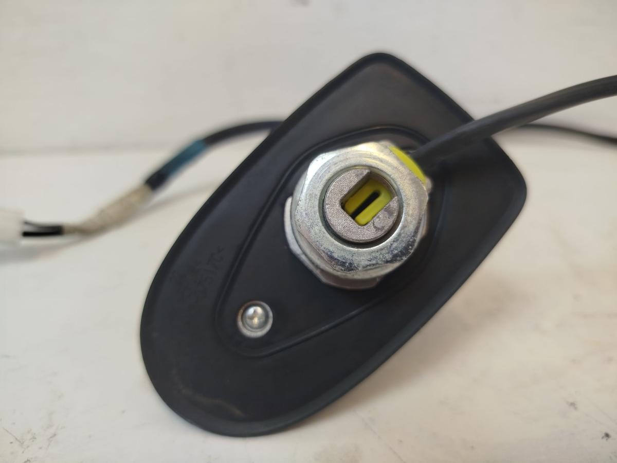 Toyota Yaris XP13 Dachantenne Antenne Antennenfu&szlig;