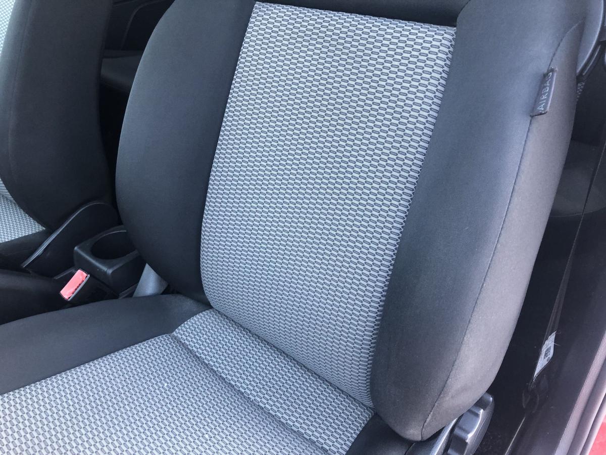 VW Polo 6R Sitz vorne links Fahrersitz 3t&uuml;er Stoff ohne Heizung