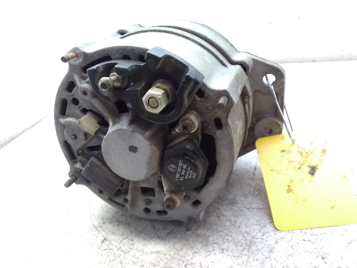 Audi 80 B3 Typ 89 original Lichtmaschine Generator 90A Bosch 1.8 66kw JN Bj.1989 026903015F