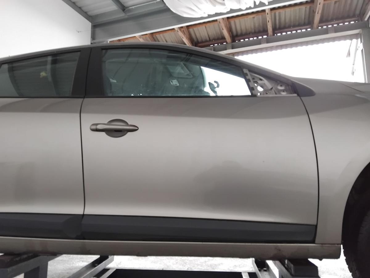 Renault Megane 3 T&uuml;r vorn rechts Beifahrert&uuml;r 5-t&uuml;rig BJ2008 TEHNK Beige Cendre Nacrec
