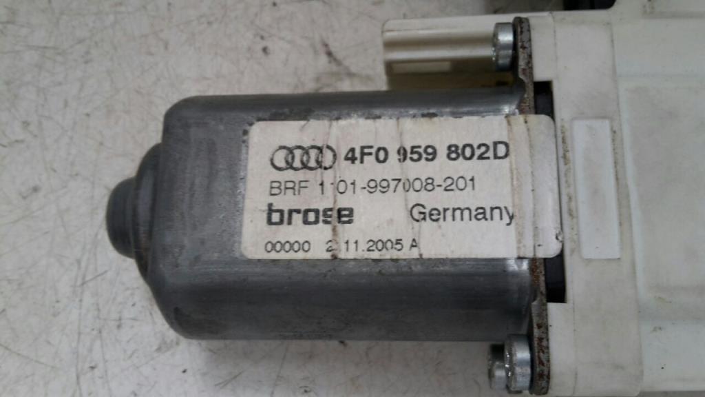 Audi A6 4F Bj.05 Fensterhebermotor vorn rechts 4F0959802D