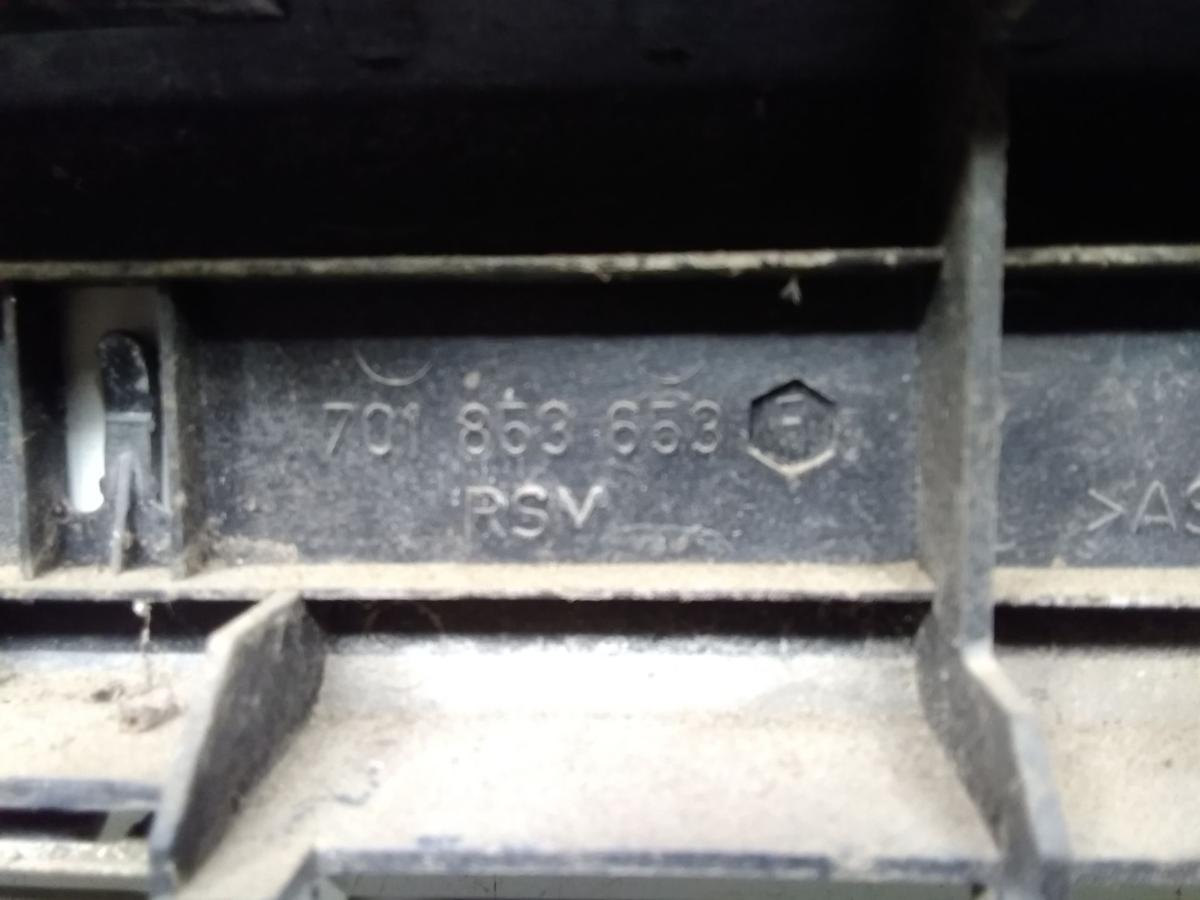 VW T4 original K&uuml;hlergrill mit Grillblende L902 Grauweiss Faceliftmodell BJ1998