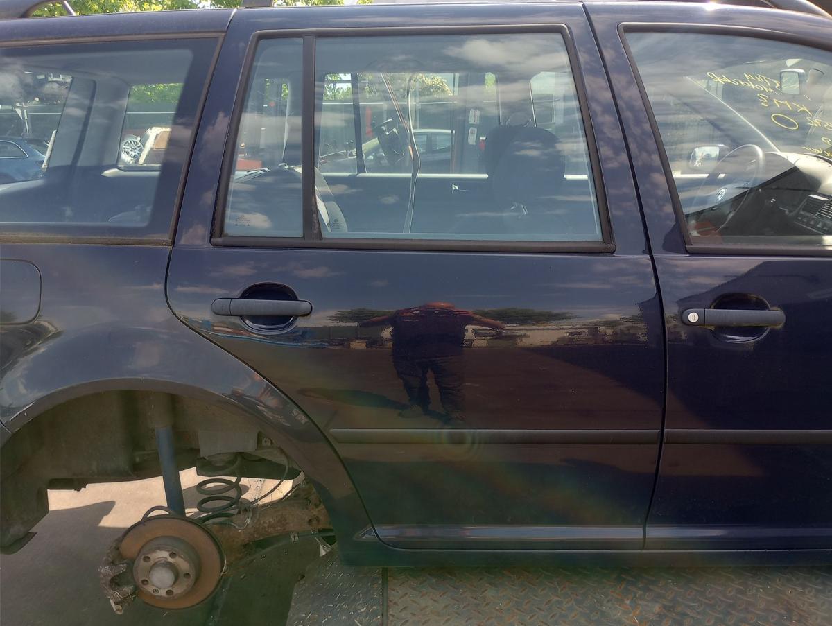 VW Golf VI 4 Variant orig Tür hinten rechts Beifahrerseite LA5G Blau Bj 2000