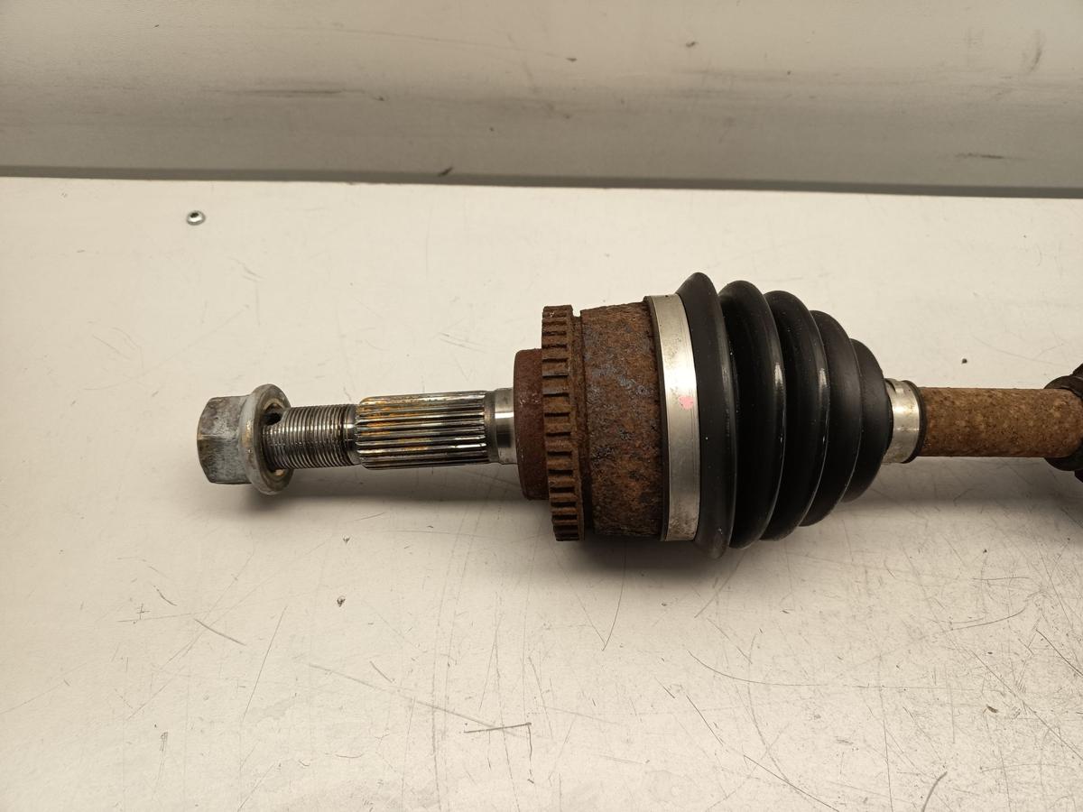 Nissan Primera P12 original Antriebswelle links 2.0 103kW Benzin Automatik Bj 03