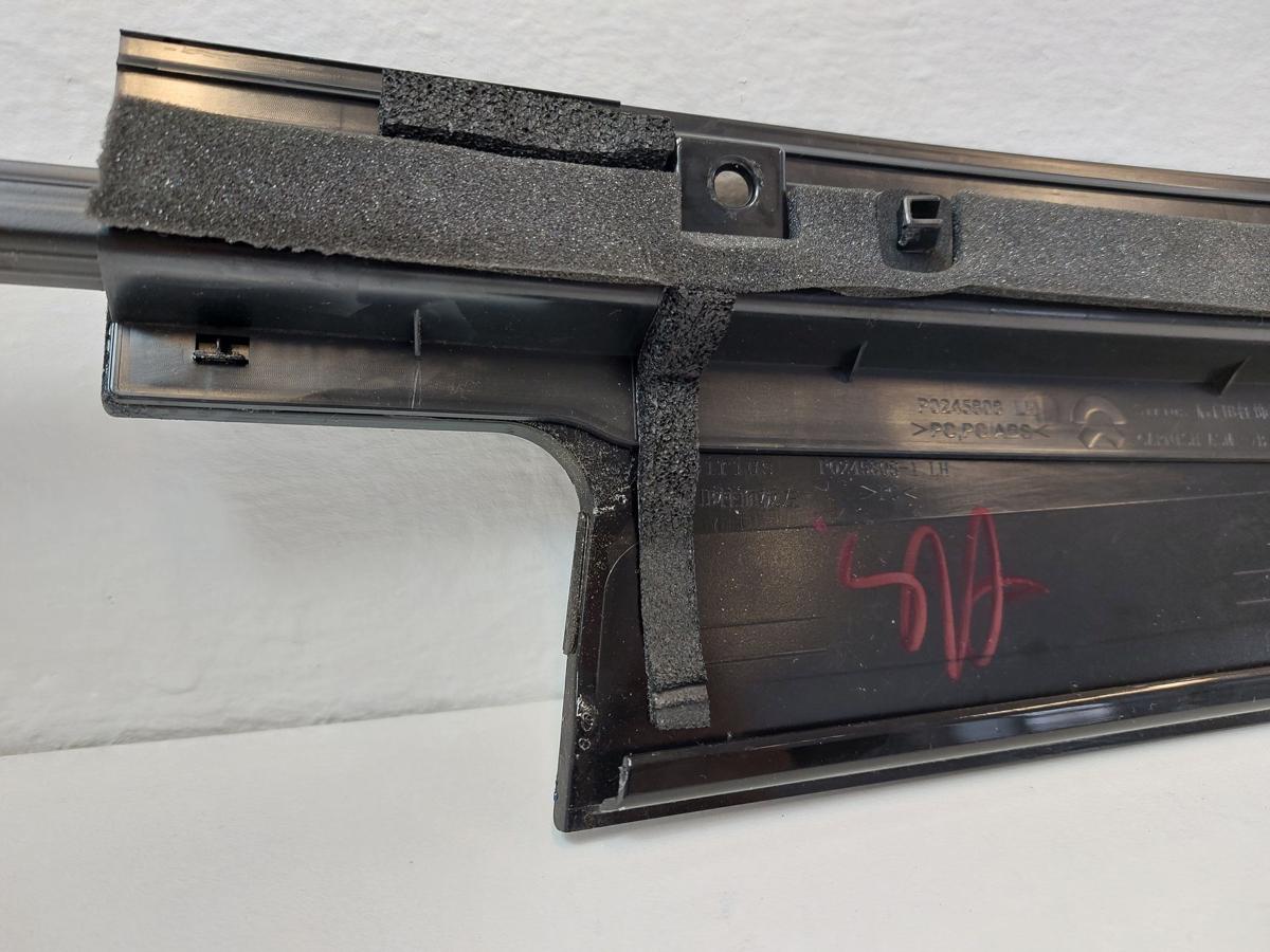 NIO EL6 Elektro SUV Zierleiste B-S&auml;ule T&uuml;r hinten links Blende Verkleidung