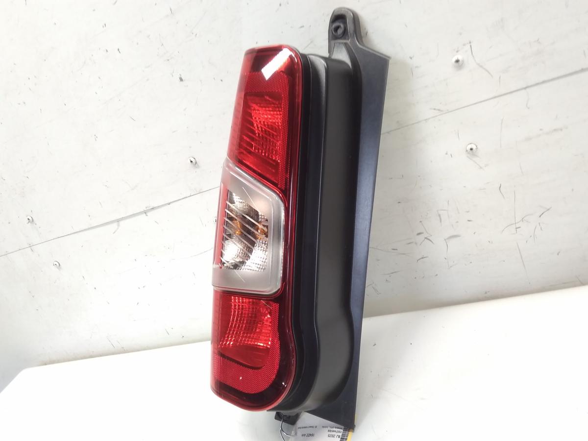 Opel Combo E Cargo XL original R&uuml;ckleuchte Heckleuchte links Bj.2025