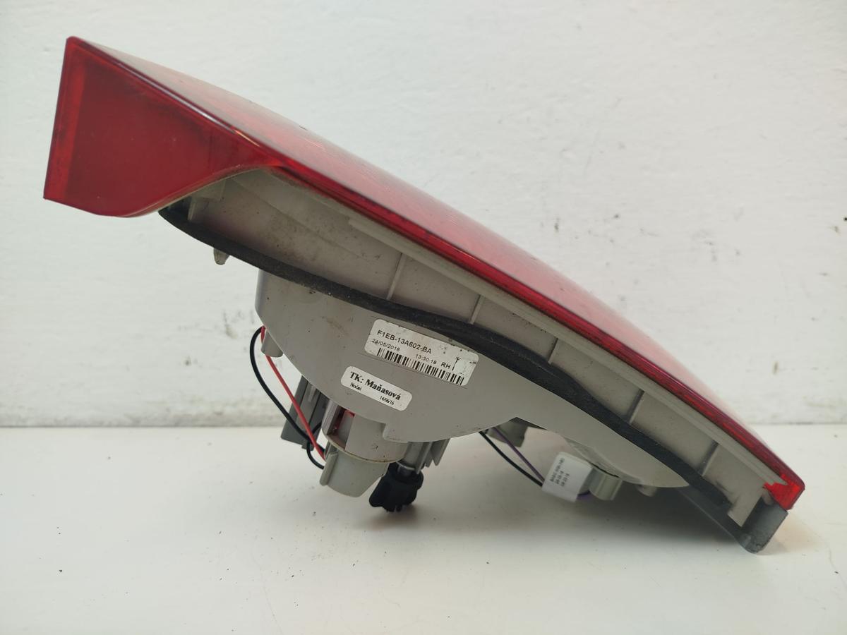 Ford Focus DYB CEW Turnier R&uuml;ckleuchte R&uuml;cklicht innen rechts Heckklappe ab14