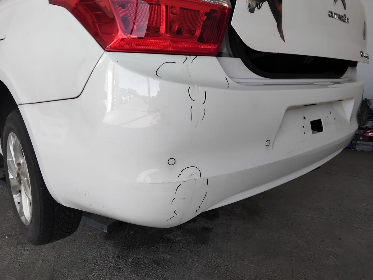 Citroen C-Elysee original Stossf&auml;nger Sto&szlig;stange hinten PDC besch&auml;digt BJ2015