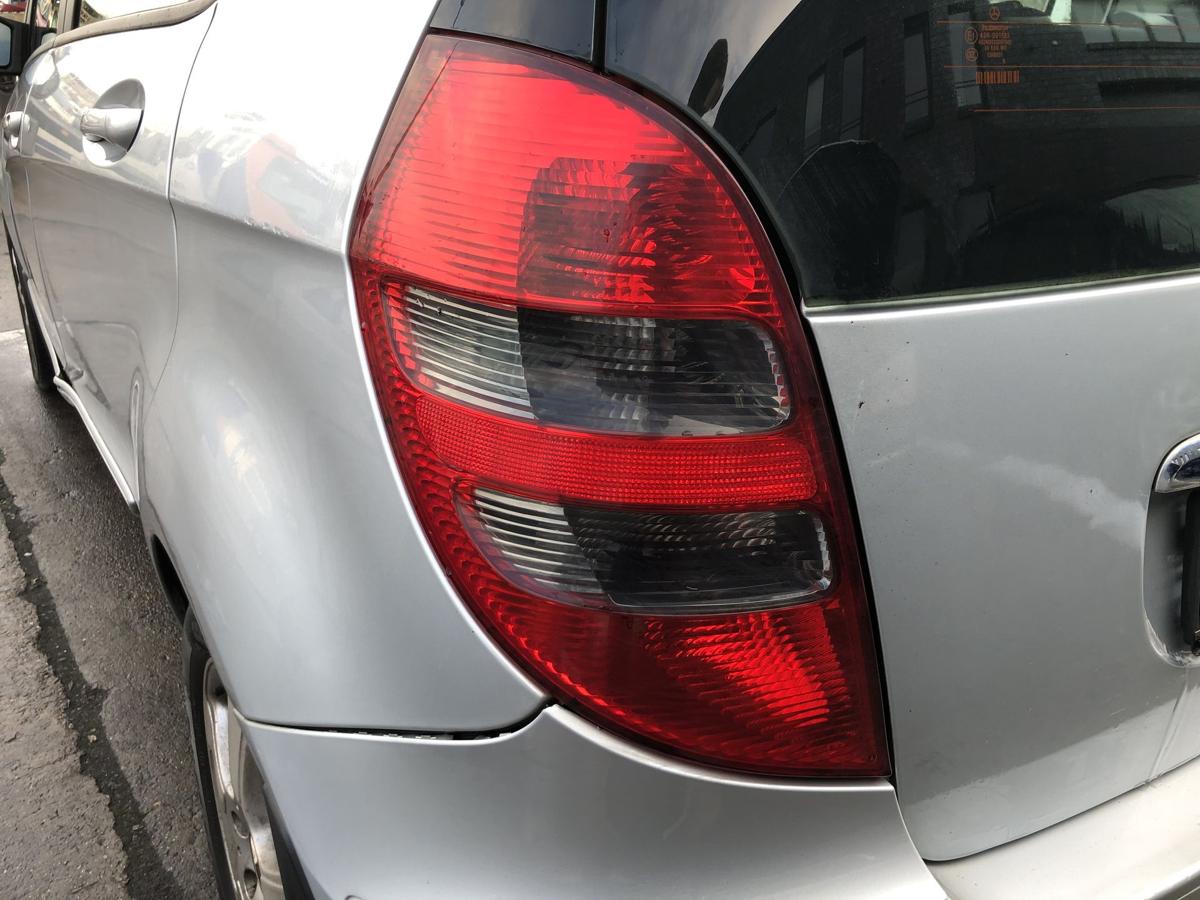 Mercedes A Klasse W169 R&uuml;ckleuchte links R&uuml;cklicht Avantgarde 1698200964 5t&uuml;rer