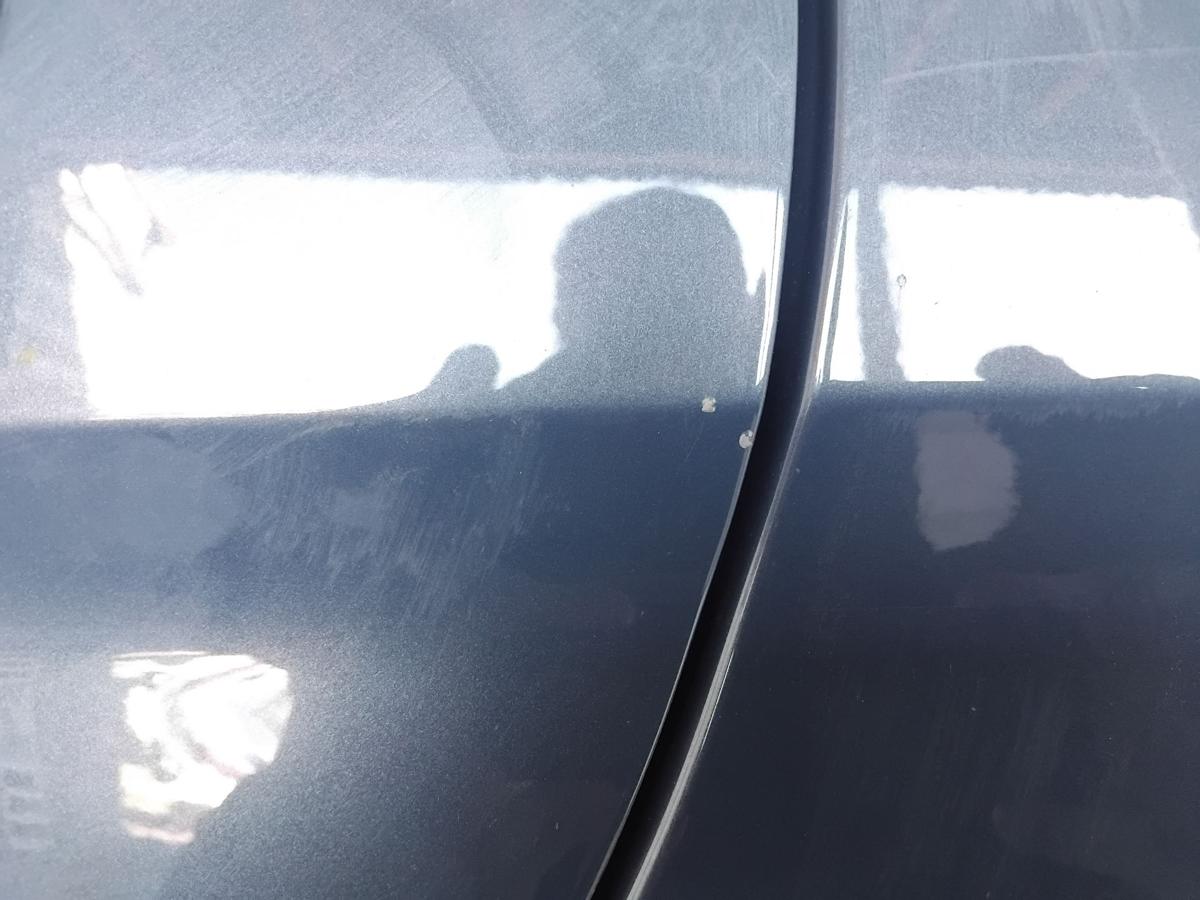 Lada Vesta GF T&uuml;r hinten links 492 blues perl BJ2019 Limousine