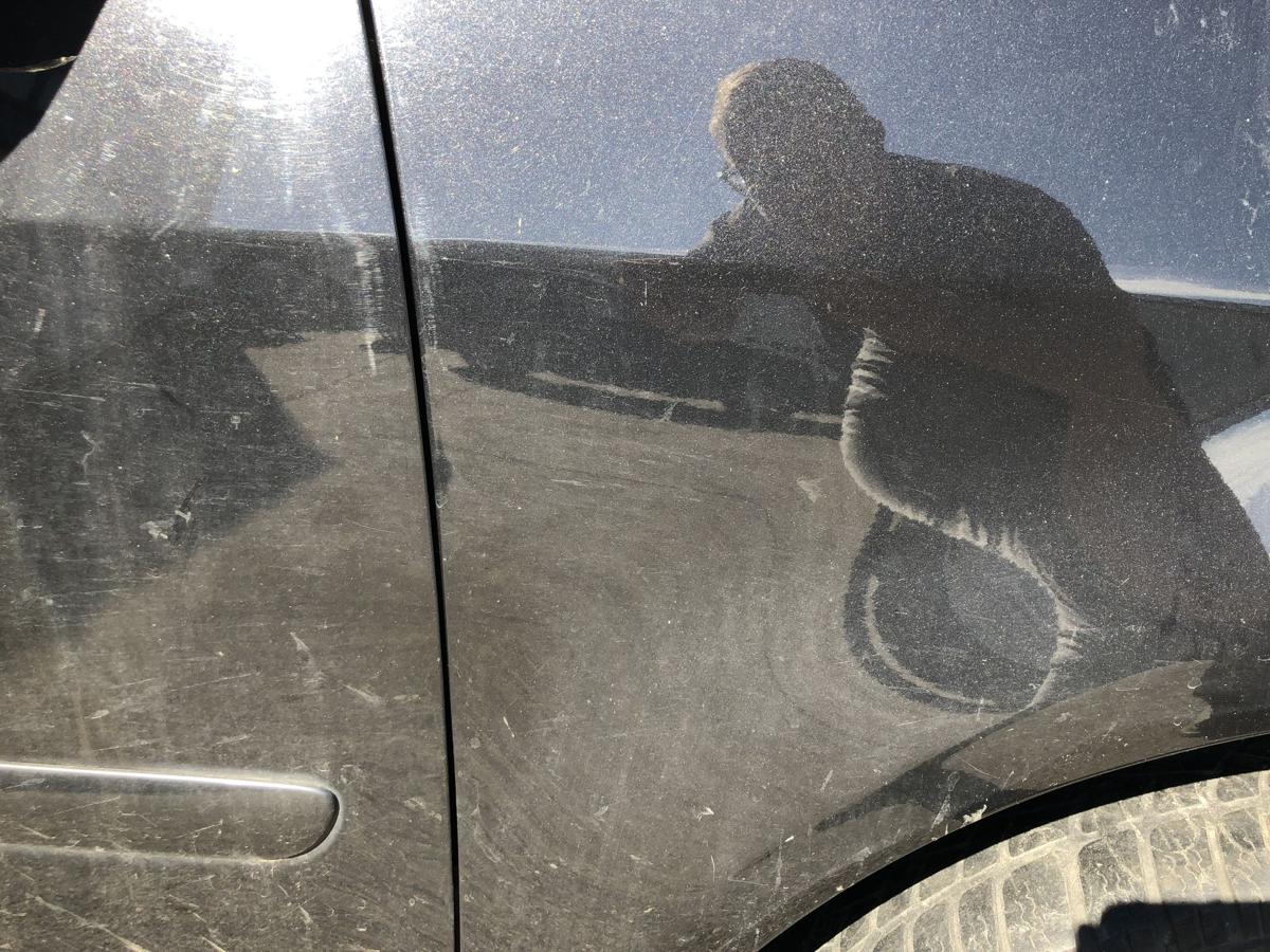 VW Touran 1T 1T1 Kotfl&uuml;gel vorn rechts Beifahrerseite LC9Z Black Magic Perl