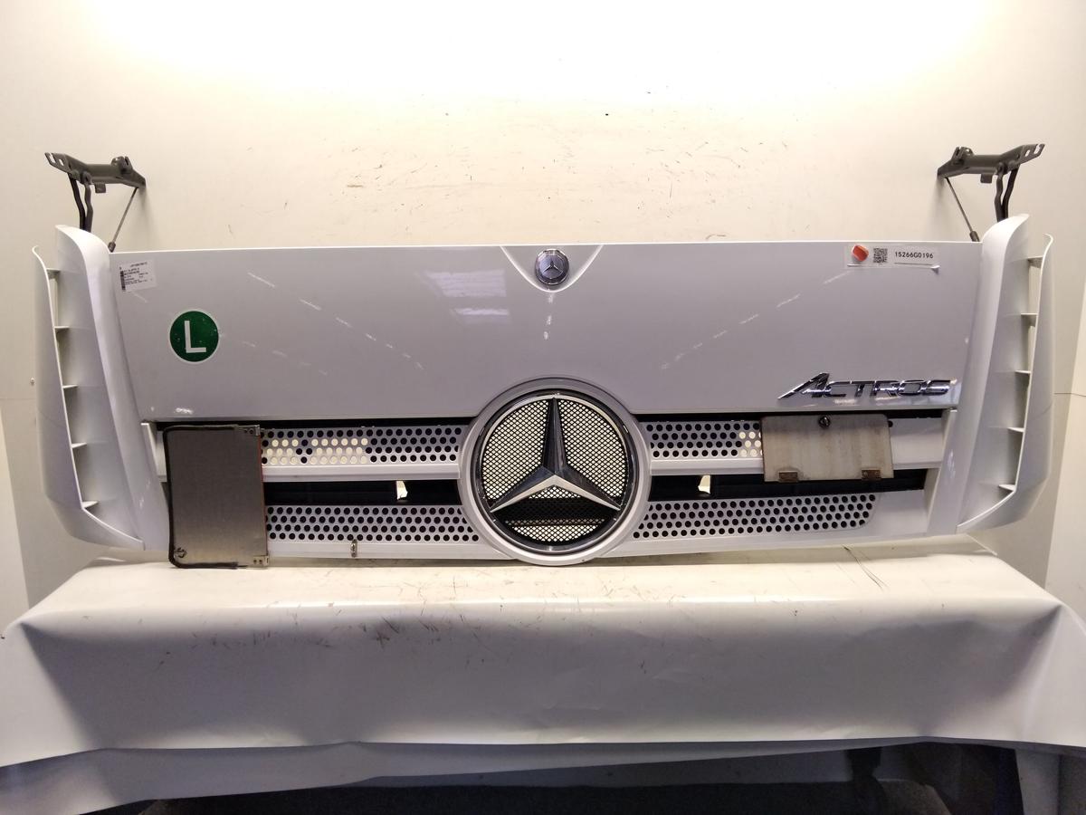 Mercedes Actros MP4 963 original Klappe vorn Motorhaube arktikweiss 9147 Bj.2018